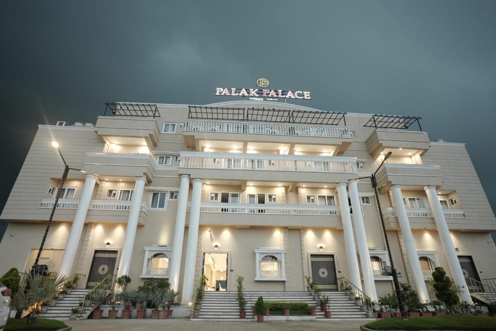 Palak Palace Hotels And Resort 보팔 외부 사진