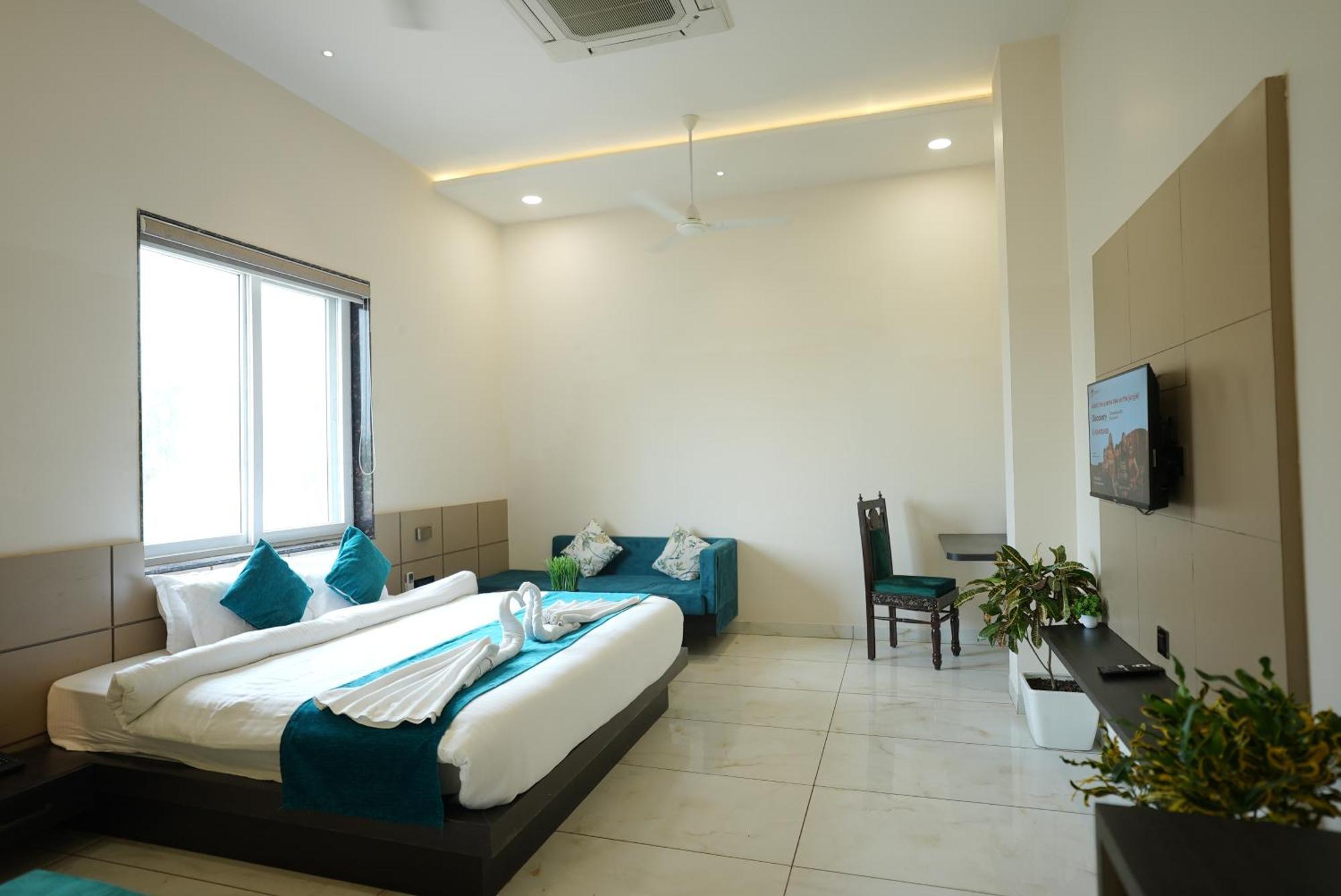 Palak Palace Hotels And Resort 보팔 외부 사진